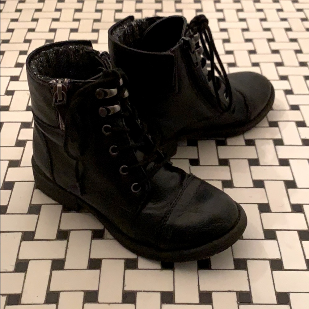 Steve Madden Boots